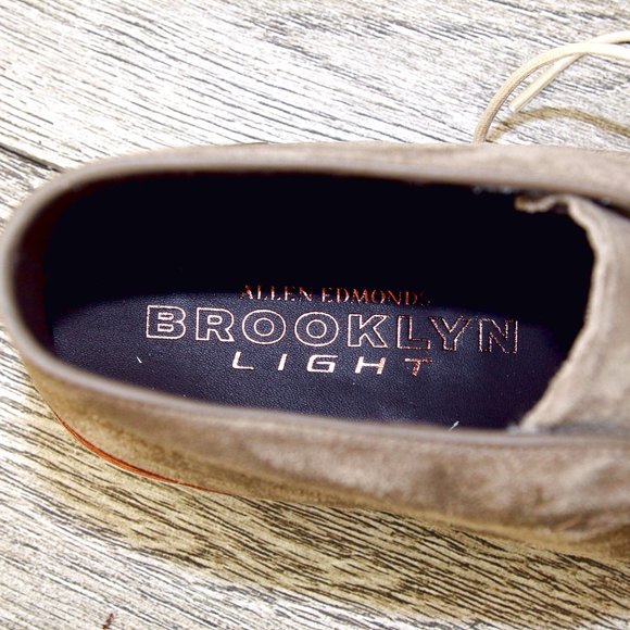 *NIB* $365 Allen Edmonds BROOKLYN LIGHT Chukka Boot 7.5 D Suede * add $15 Trees main image 5